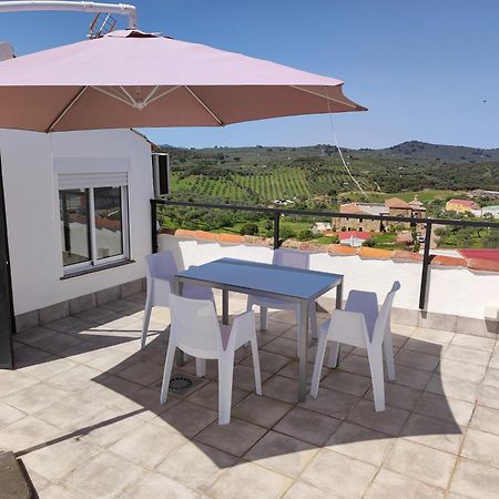 La Martela De Fuentes Casa De Diseno Rural Villa Fuentes De Leon Exterior photo